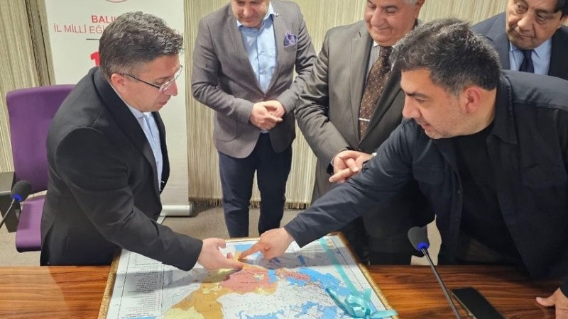 TÜRK DÜNYASINDA DİL BİRLİĞİ BALIKESİR'DE KONUŞULDU